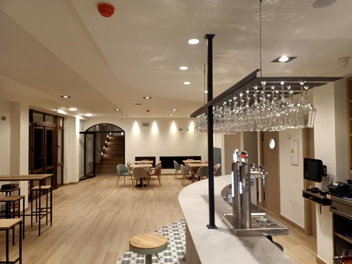 Albergue La Huella San Martin del Camino Εξωτερικό φωτογραφία